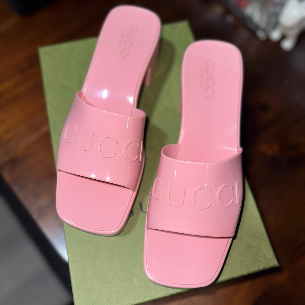 Gucci Logo Rubber Platform Slide Sandal